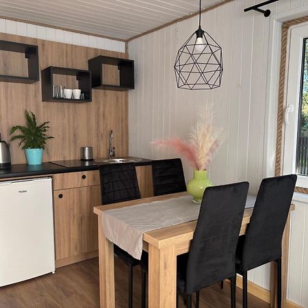 Resort Eden - Domki, Pokoje, Apartamenty Ястшембя-Гура Экстерьер фото