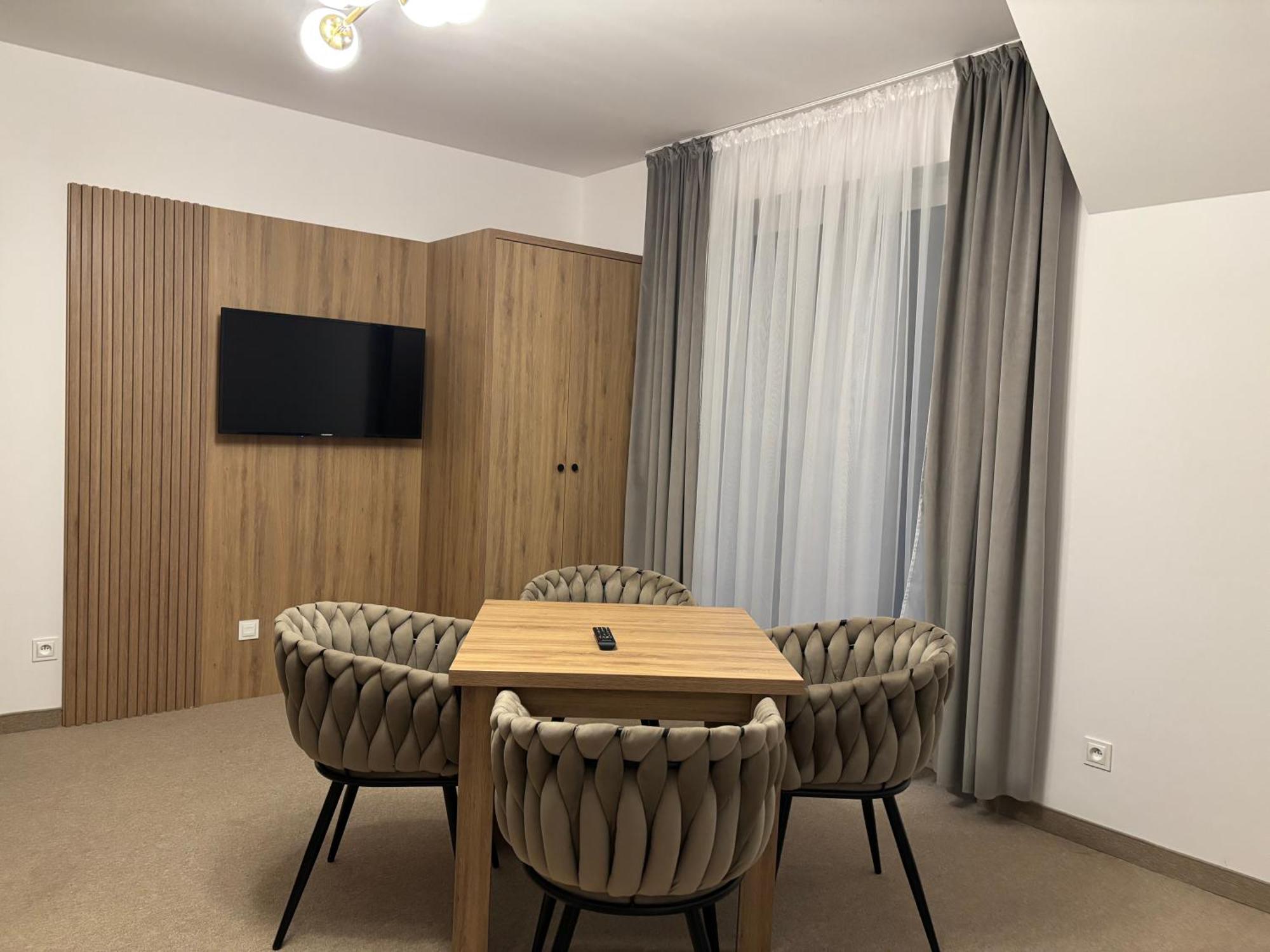 Resort Eden - Domki, Pokoje, Apartamenty Ястшембя-Гура Экстерьер фото