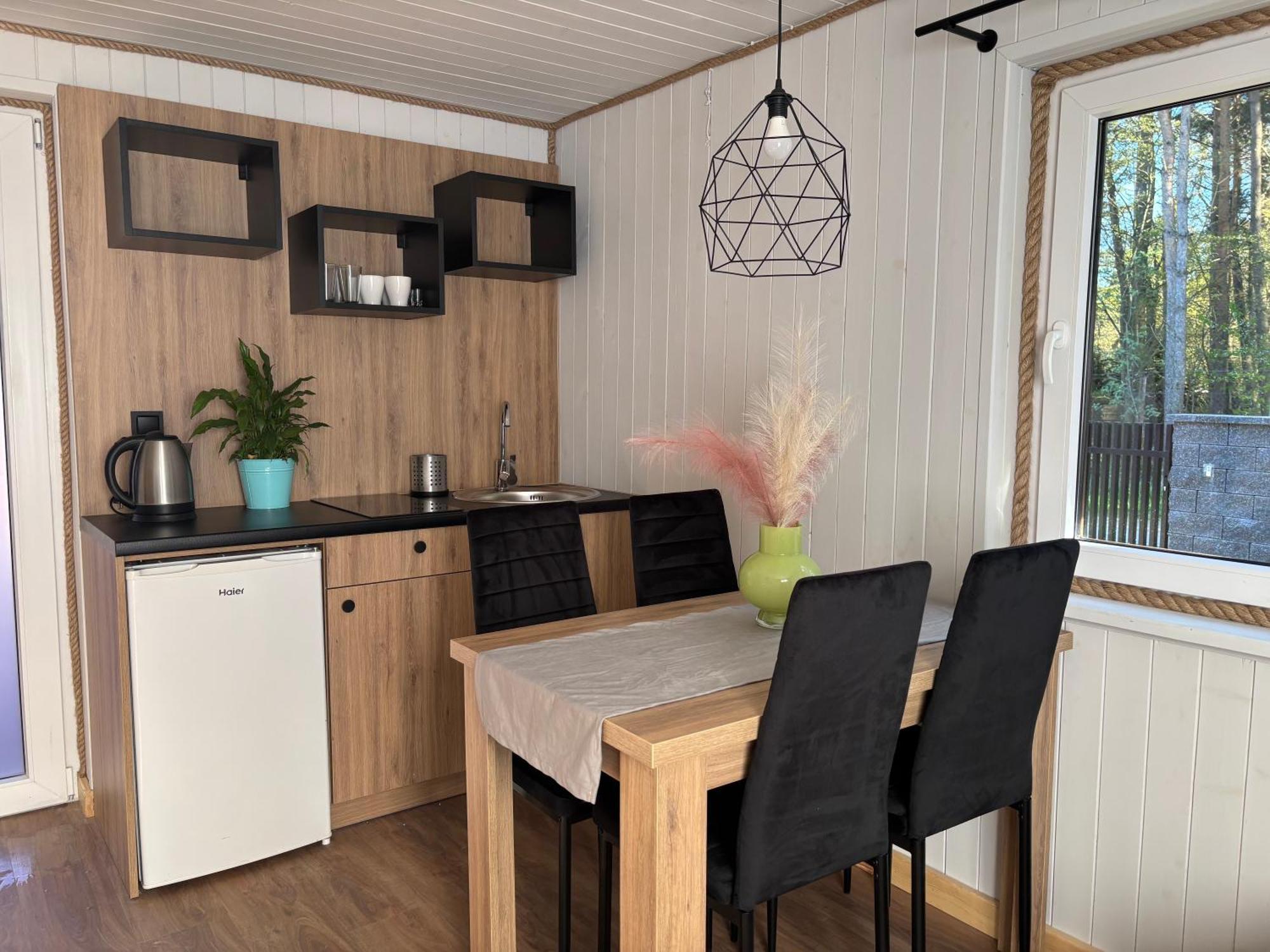 Resort Eden - Domki, Pokoje, Apartamenty Ястшембя-Гура Экстерьер фото