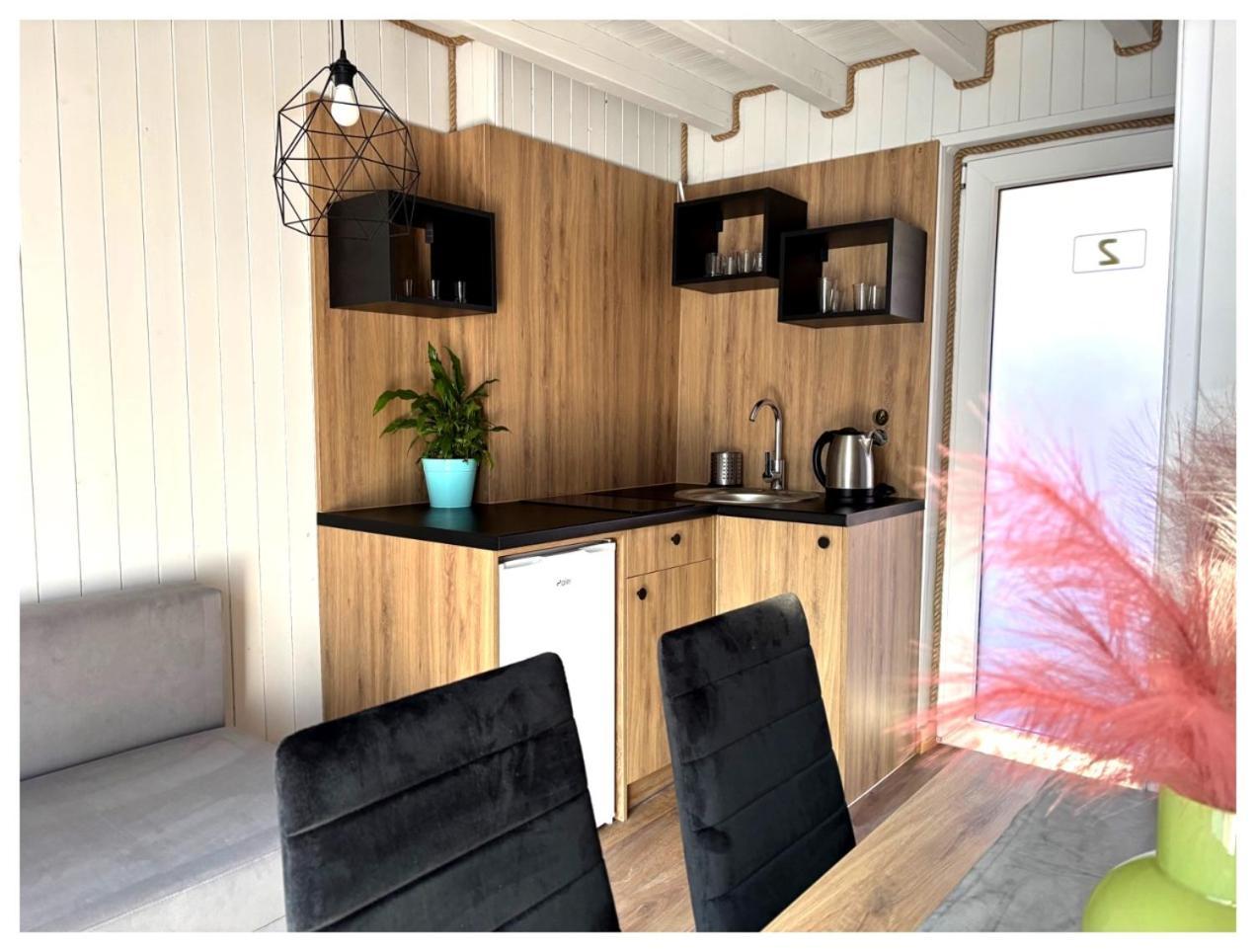 Resort Eden - Domki, Pokoje, Apartamenty Ястшембя-Гура Экстерьер фото