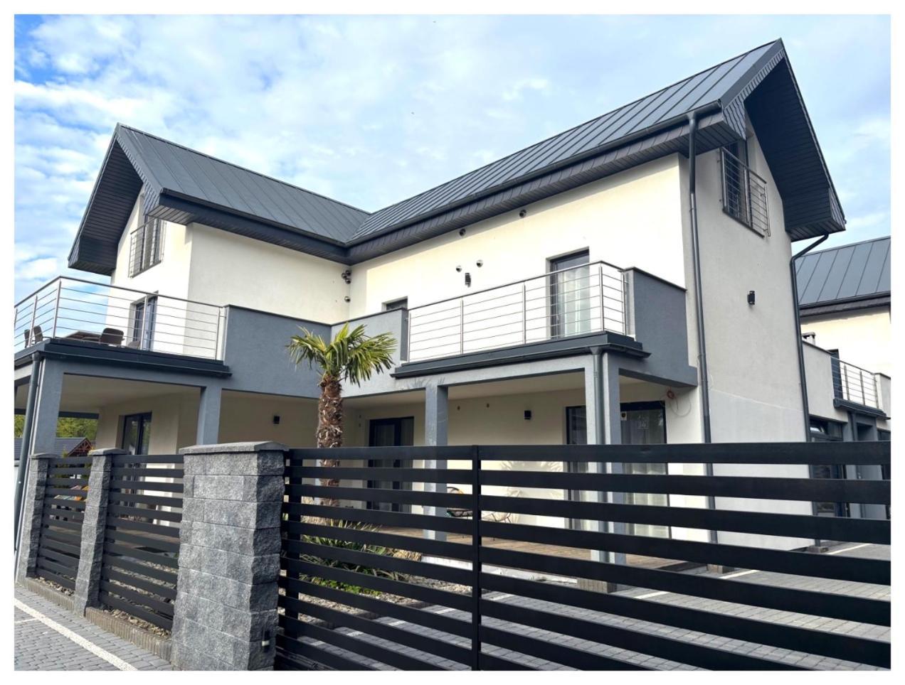 Resort Eden - Domki, Pokoje, Apartamenty Ястшембя-Гура Экстерьер фото